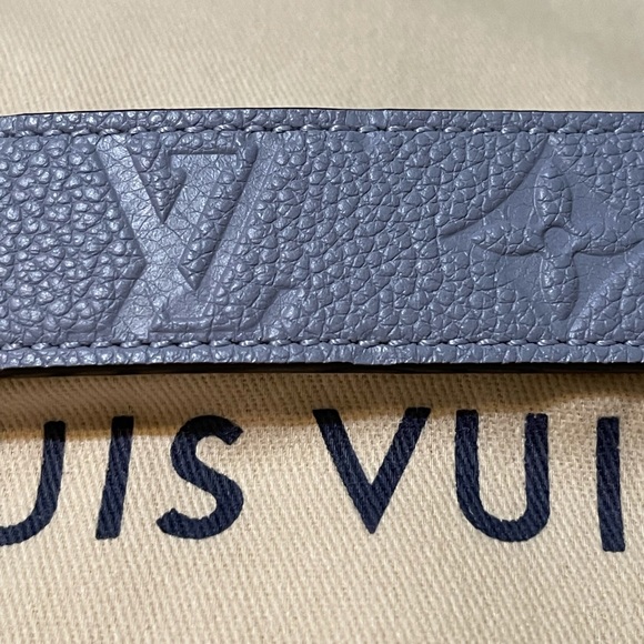 Louis Vuitton Empriente Leather Belt 90 MM - Picture 9 of 13